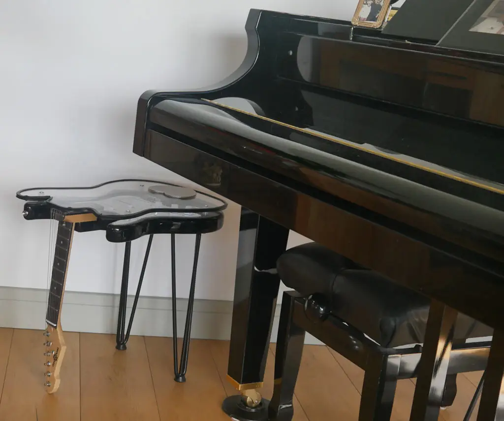 L Stratford -Kingshott